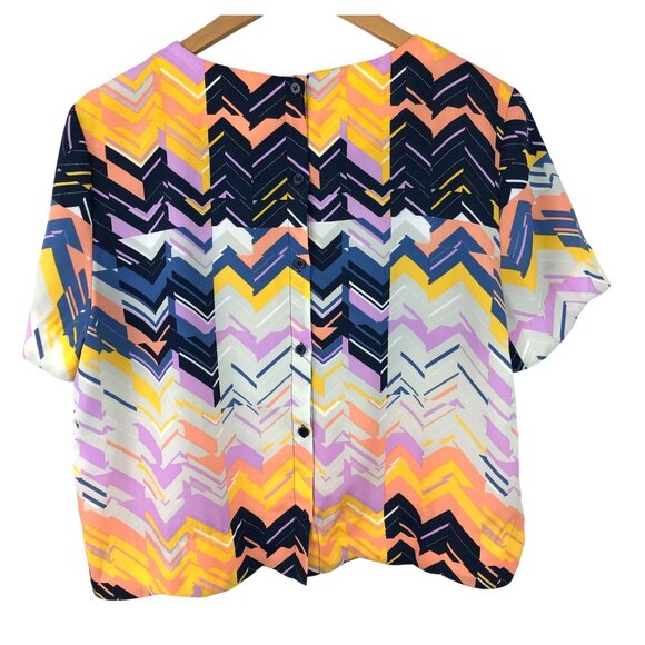 Collective Concepts Women's Size L Colorful Geometric Print Cropped Blouse - Picture 2 of 9